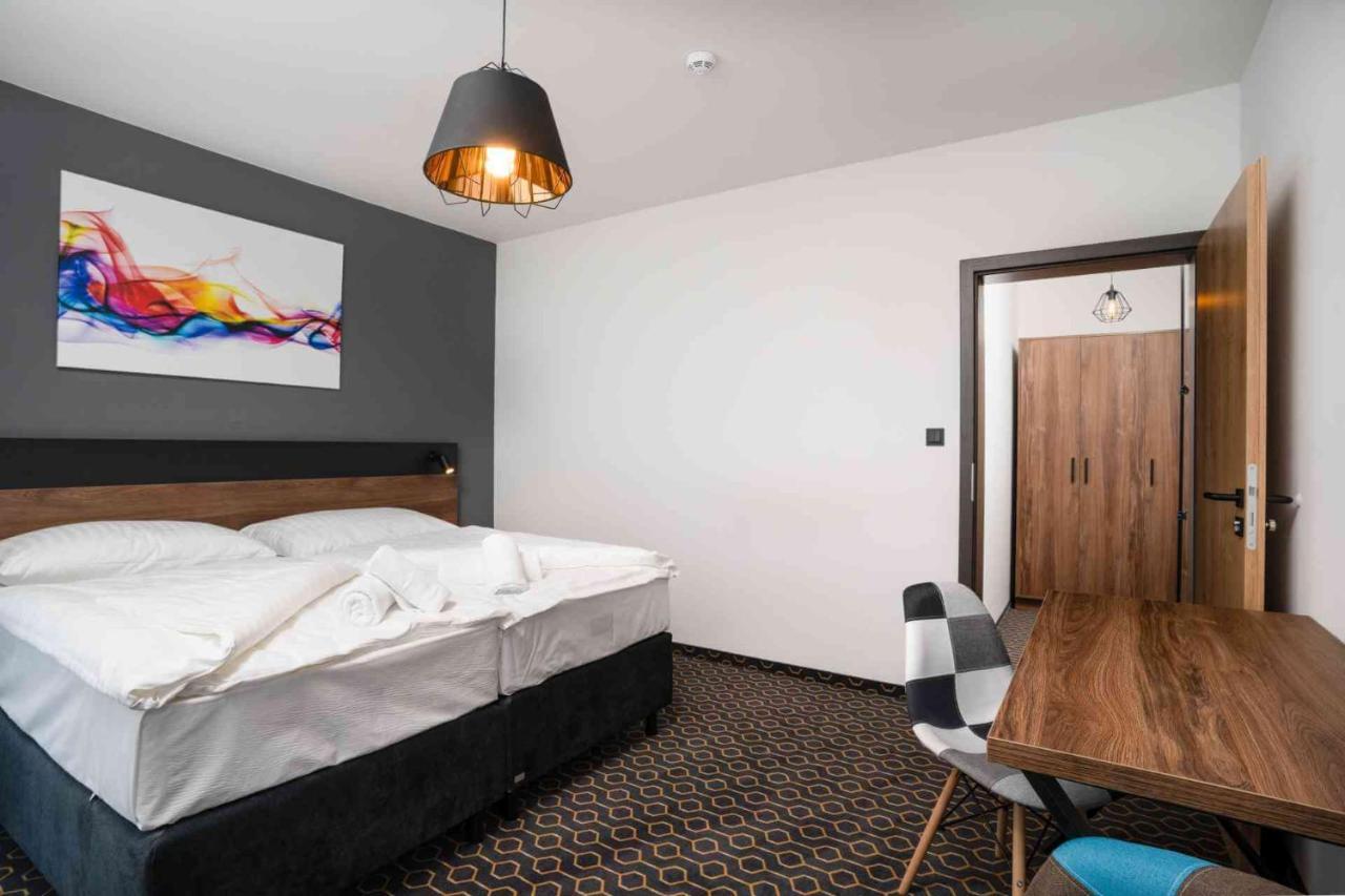 Hotel Mamut Poprad Exterior photo