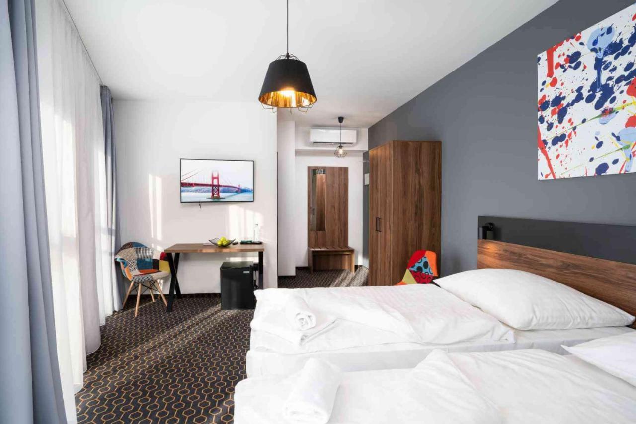 Hotel Mamut Poprad Exterior photo