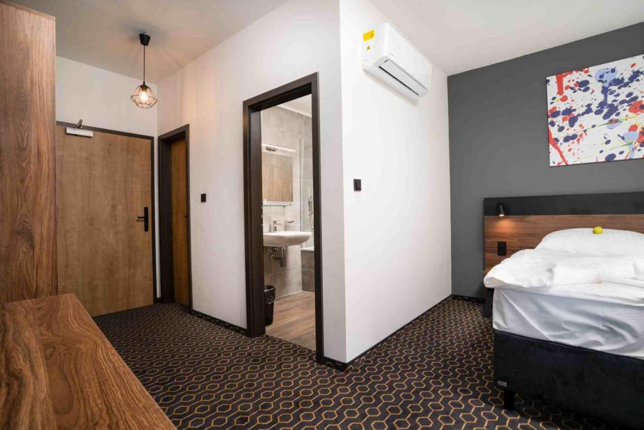 Hotel Mamut Poprad Exterior photo